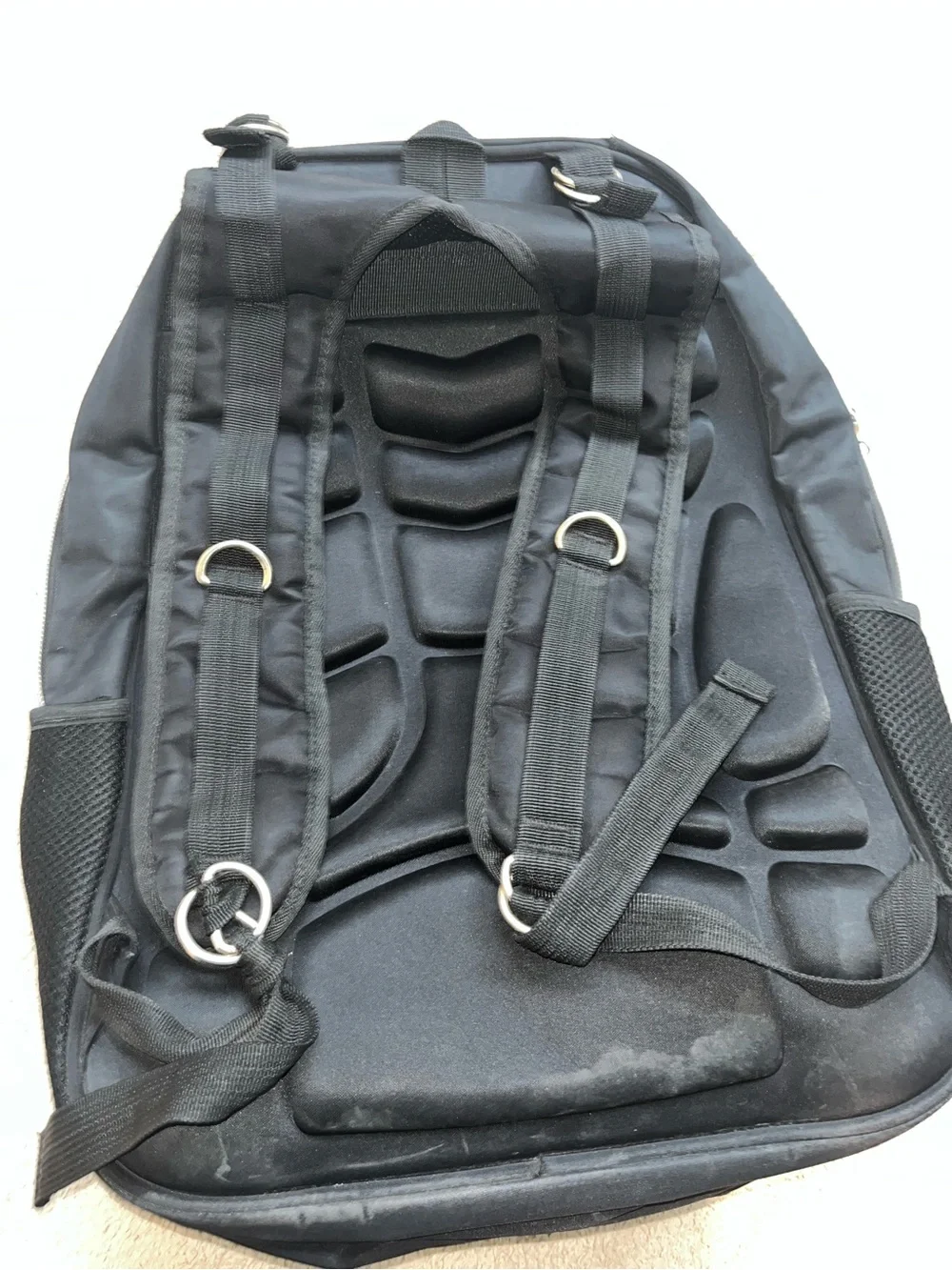 Black Men’s Backpack with Multiple Zippered Pockets